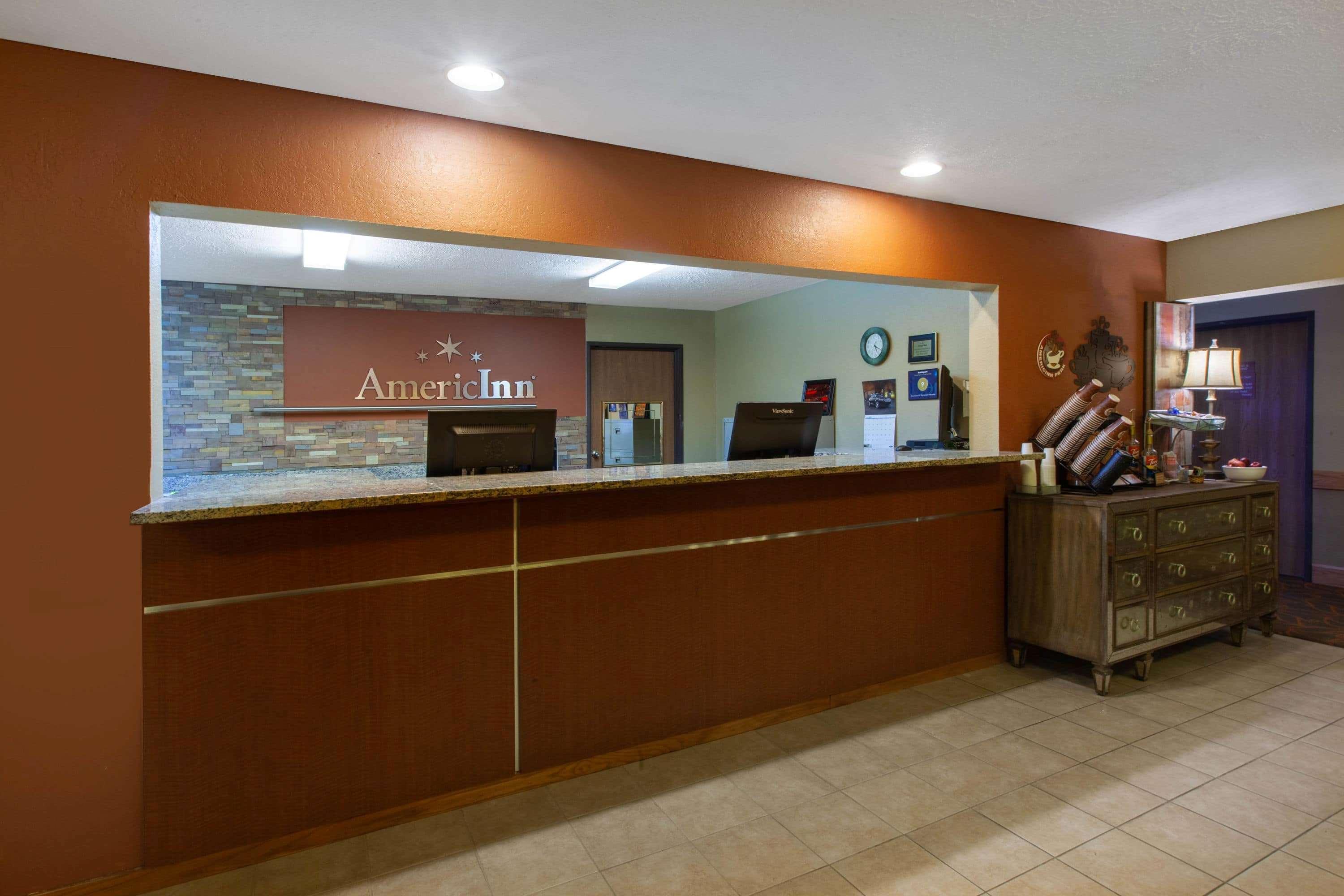 Americinn By Wyndham Petoskey Bagian luar foto