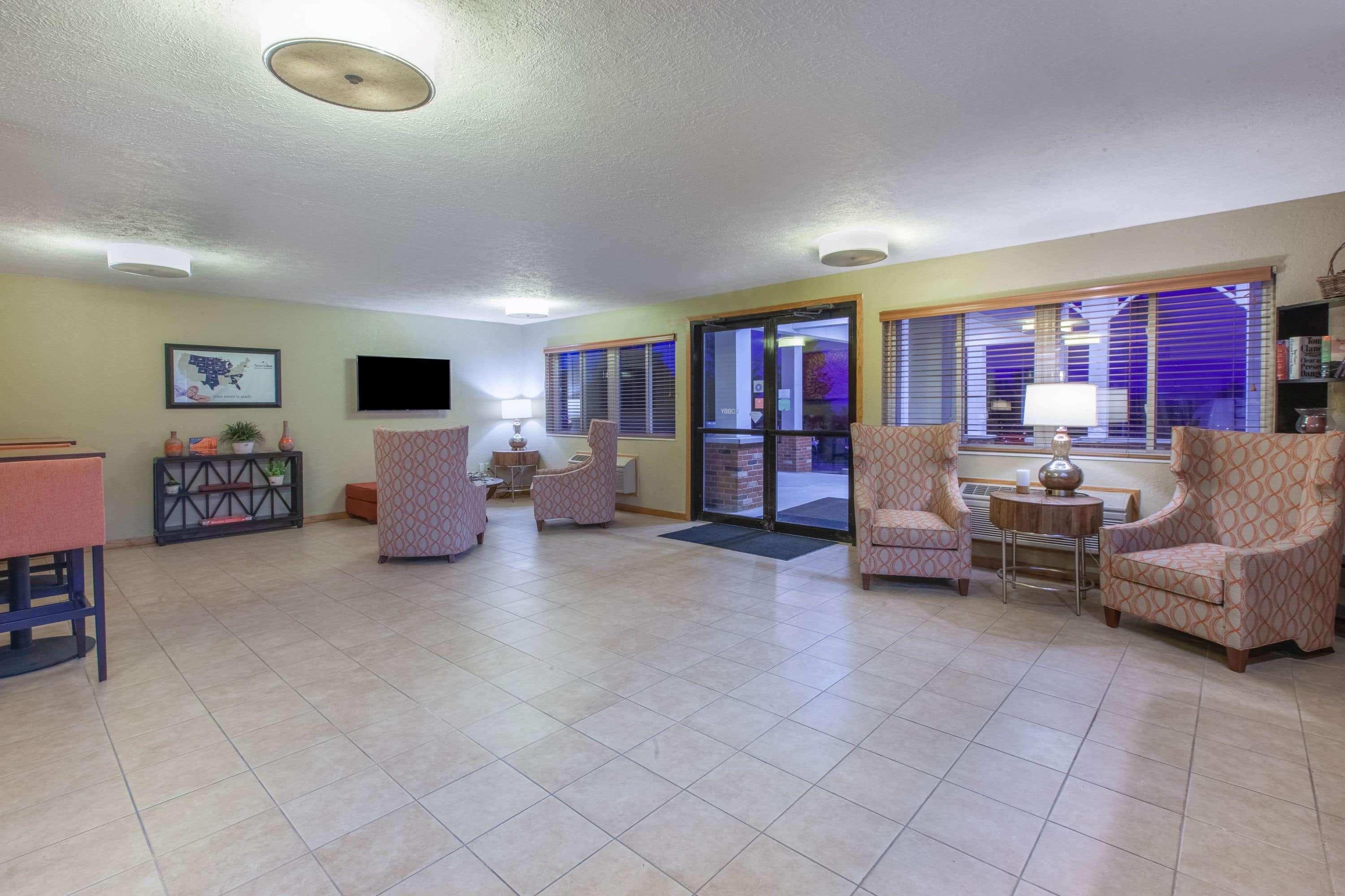 Americinn By Wyndham Petoskey Bagian luar foto
